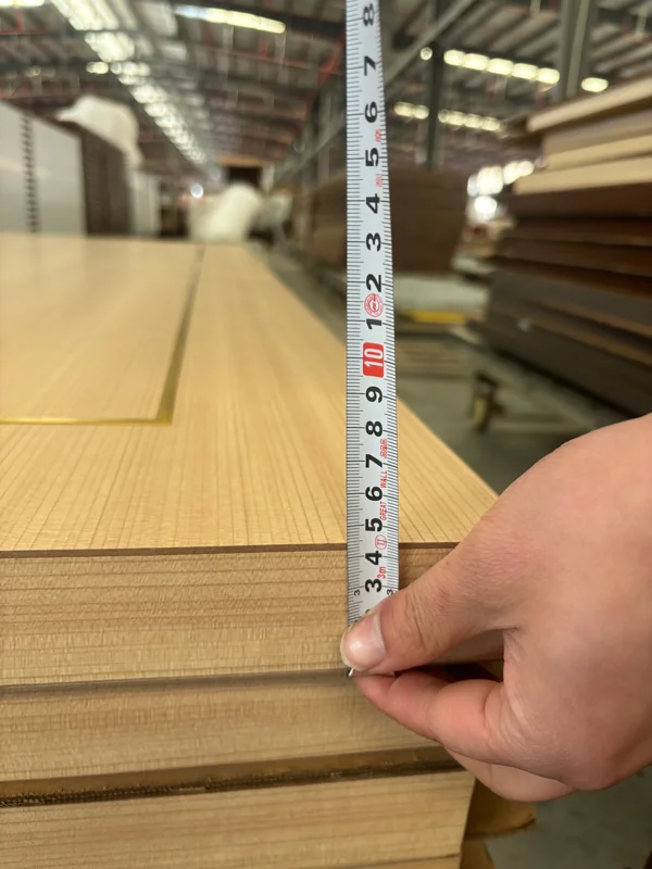Check of Thickness of Package Wood Doors to Iraq