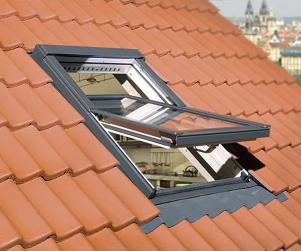 MapleMiles Center Pivot Skylight